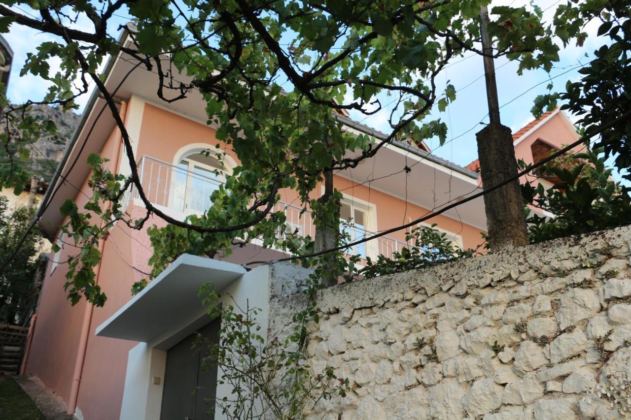 Villa Duka Krujë Exterior foto